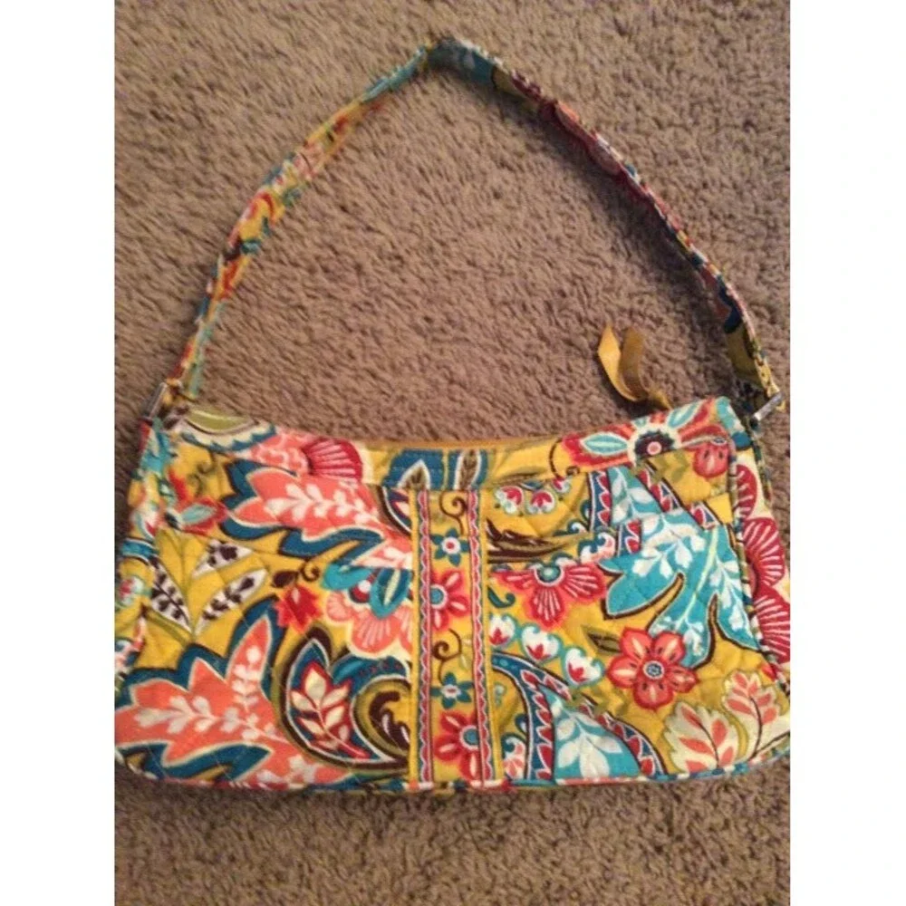 INVENTORY REDUCTION SALE. Vera Bradley Purse in Provencal Pattern NB
